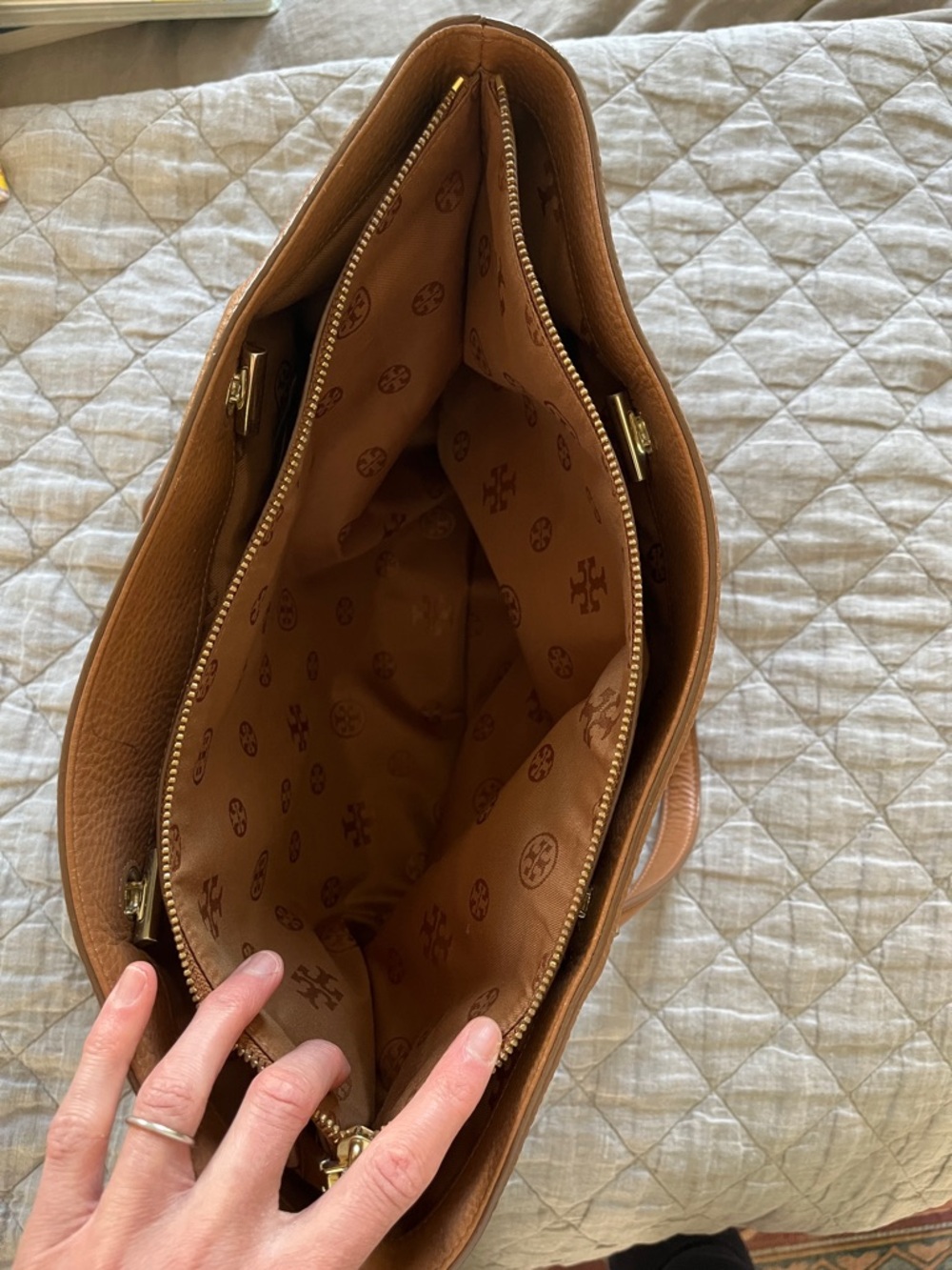 Tory Burch Cognac Pebbled Leather Tote with Gold Logo - Picture 4 of 5